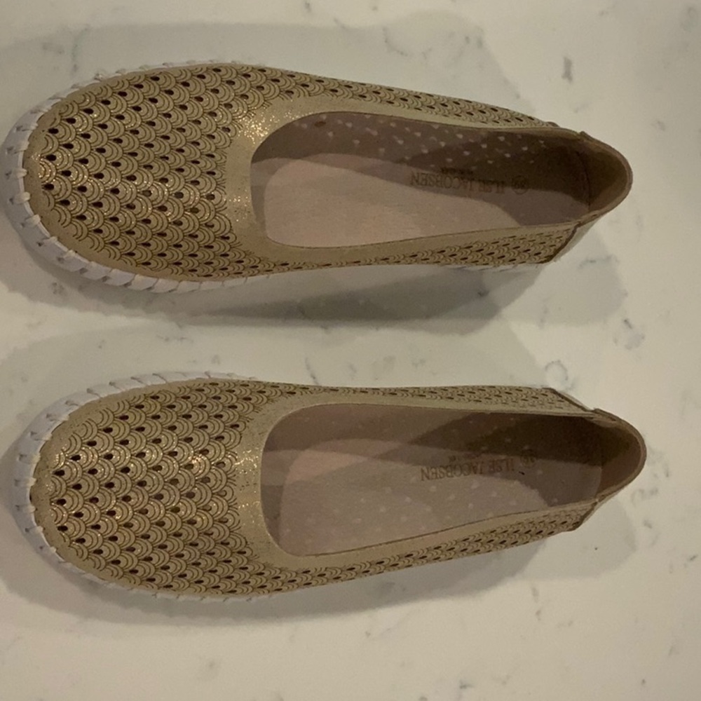 Ilse Jacobsen Gold Perforated Flats